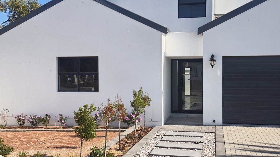 3 Bedroom Property for Sale in Shelley Point Western Cape